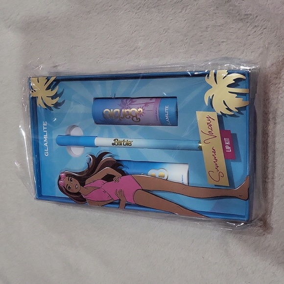 Glamlite Barbie Lipstick Kit - Picture 4 of 7